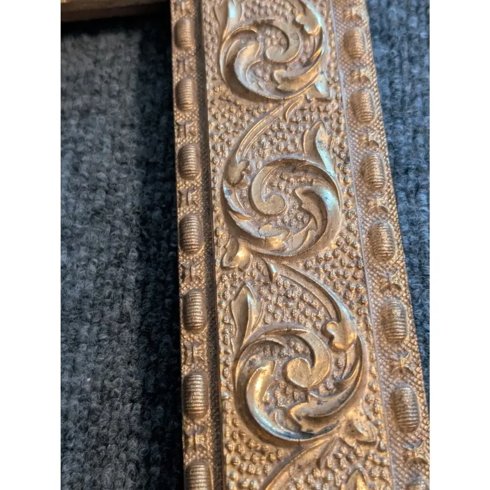 Vintage Ornate Gilt Wood Frame